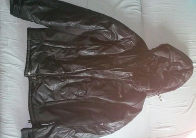 Лот: 14353342. Фото: 1. куртка Adidas. Легкие куртки, толстовки