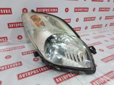 Лот: 20898939. Фото: 1. Фара ксеноновая Toyota Vitz KSP90... Оптика и освещение