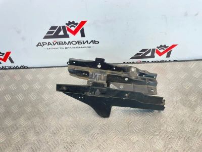 Лот: 25716743. Фото: 1. подставка под АКБ Ford Mondeo... Двигатель и элементы двигателя