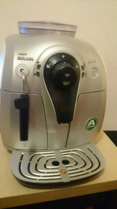 Лот: 10593374. Фото: 1. Кофемашина Philips Saeco xsmall. Укладка и стрижка волос, бритьё, эпиляция