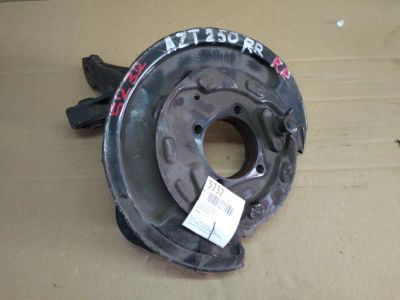 Лот: 21418865. Фото: 1. ступица Toyota Avensis AZT250... Двигатель и элементы двигателя