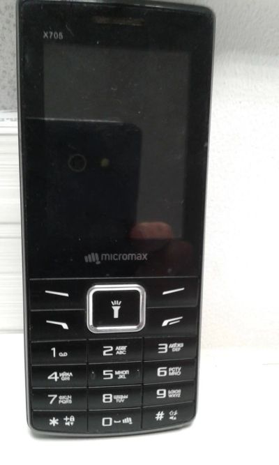 Лот: 10212640. Фото: 1. телефон Micromax X705 (2148). Кнопочные мобильные телефоны