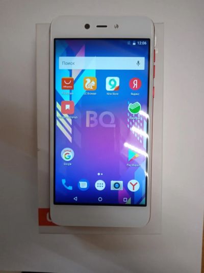 Лот: 15896609. Фото: 1. Смартфон BQ 5209L Strike LTE. Смартфоны