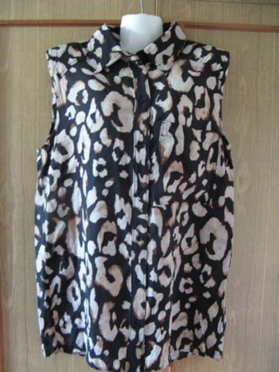 Лот: 22851113. Фото: 1. блузка H&M с красивым принтом... Блузы, рубашки, водолазки