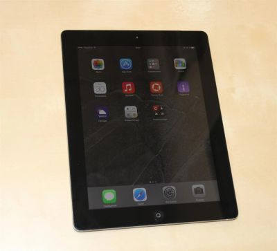 Лот: 3559353. Фото: 1. iPad 3 WiFi+3G 16 Гб black + чехол. Планшеты
