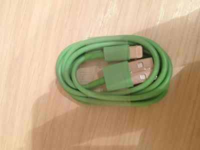 Лот: 3467096. Фото: 1. Шнур iphone 5,5c,5s Green!!!. Дата-кабели, переходники