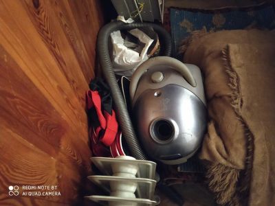 Лот: 15668328. Фото: 1. пылесос не рабочий. Пылесосы, паровые швабры
