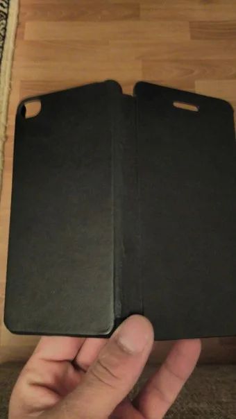 Лот: 6605980. Фото: 1. Продам смартфон Lenovo S90. Кнопочные мобильные телефоны