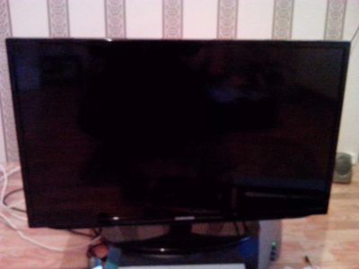 Лот: 4135075. Фото: 1. Samsung 32'' fHD. Телевизоры