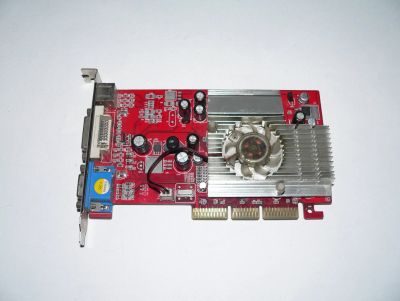 Лот: 9134383. Фото: 1. Неисправная AGP 128Mb ATI Radeon... Видеокарты