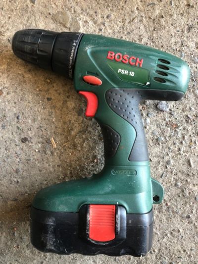 Лот: 17990073. Фото: 1. Шуруповерт BOSCH, 18V. Электроинструмент