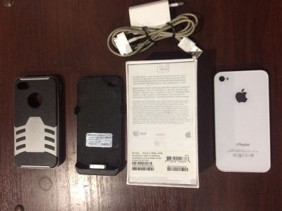 Лот: 8855072. Фото: 1. iPhone 4. Смартфоны