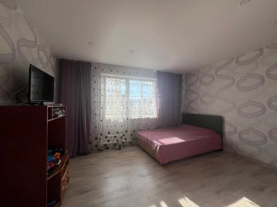 Лот: 22788364. Фото: 1. Продам 1-комн. кв. 40.3 кв.м... Квартиры, студии