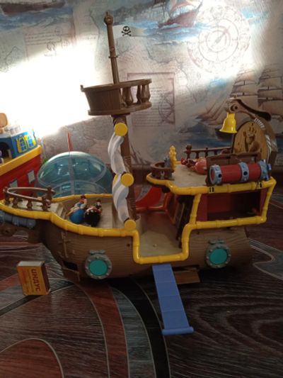 Лот: 19148187. Фото: 1. Корабль Джейк и пираты Нетландии... Другое (игрушки)