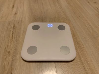 Лот: 15218529. Фото: 1. б/у Умные весы Xiaomi Mi Body... Остальная техника