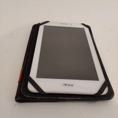 Лот: 17828694. Фото: 1. Планшет Acer Iconia Tab 7 A1-713HD. Планшеты