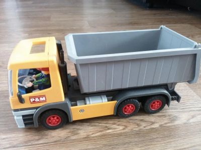 Лот: 9744661. Фото: 1. Playmobil Грузовик с водителем. Конструкторы