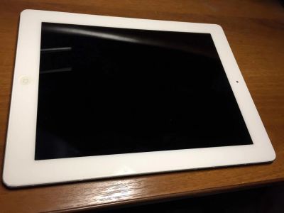 Лот: 4934034. Фото: 1. Планшет Apple iPad 2 (A1395) White... Планшеты