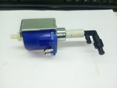 Лот: 21544641. Фото: 1. Помпа (насос) CEME Type B32 Philips... Запчасти, комплектующие для пылесосов, утюгов
