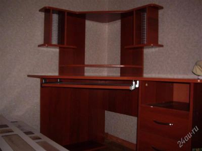 Лот: 915986. Фото: 1. компьютерный стол. Другое (офисная мебель и домашние кабинеты)