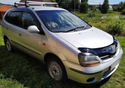 Лот: 16500203. Фото: 1. Nissan Tino 2001г. Автомобили