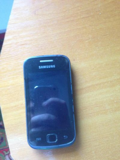 Лот: 8034247. Фото: 1. Samsung Galaxy Gio. Смартфоны