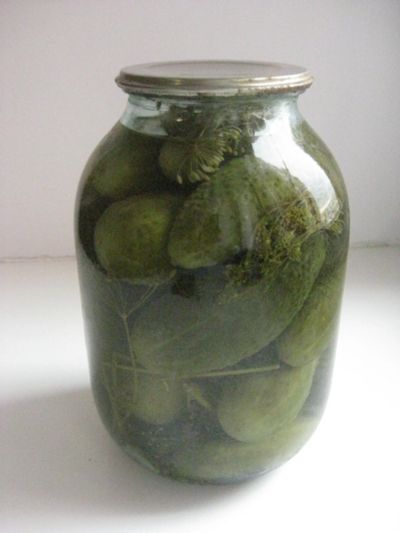 Лот: 15470598. Фото: 1. Вкусные солёные огурчики 2 литра... Домашние заготовки