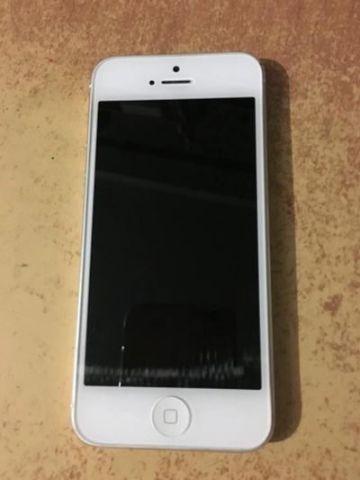 Лот: 7104028. Фото: 1. iPhone 5. Смартфоны