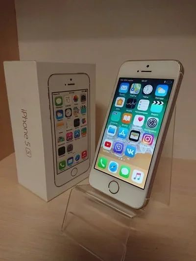 Лот: 12876919. Фото: 1. Смартфон Apple iPhone 5S 16Gb... Смартфоны