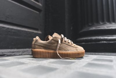 Лот: 8271742. Фото: 1. Кроссовки Puma Suede Creepers... Кеды, кроссовки, слипоны