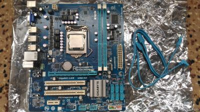 Лот: 13656873. Фото: 1. Комплект: материнская плата GigaByte... Материнские платы