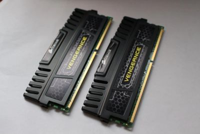 Лот: 8825097. Фото: 1. Оперативная память DDR3 Corsair... Оперативная память