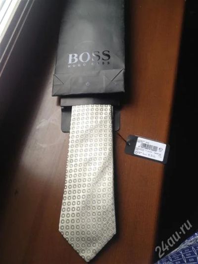 Лот: 2389608. Фото: 1. Галстук HUGO BOSS. Другое (мужская одежда)