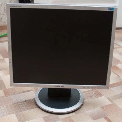 Лот: 3624933. Фото: 1. Монитор Samsung SyncMaster 940n... ЖК-мониторы
