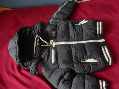 Лот: 8250545. Фото: 1. куртка теплая на мальчика рост98. Костюмы, пиджаки, комбинезоны