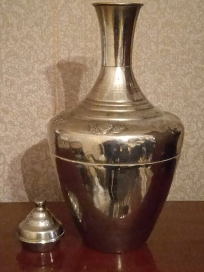 Лот: 18441049. Фото: 1. Металлический графин винтаж. Кувшины, графины