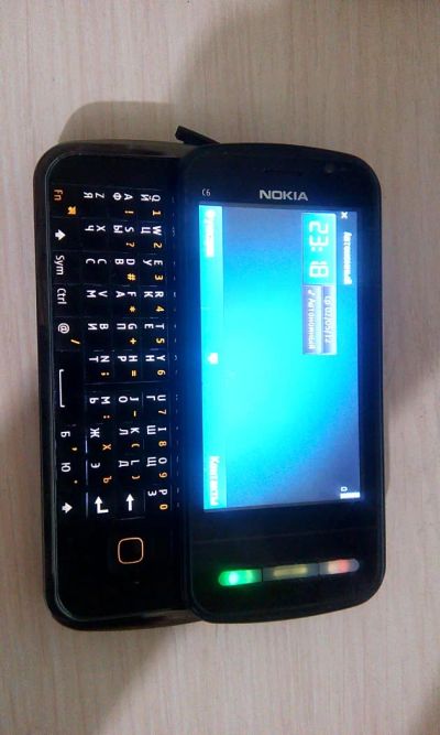 Лот: 8174516. Фото: 1. nokia c6. Смартфоны
