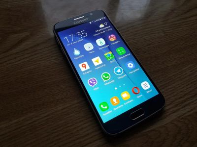 Лот: 10274783. Фото: 1. Samsung Galaxy S6 SM-G920F 32Gb. Смартфоны