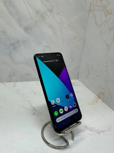 Лот: 21130006. Фото: 1. Смартфон realme 3 Pro, 6/128 ГБ... Смартфоны