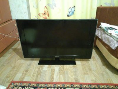 Лот: 8302707. Фото: 1. Супер ЖК телевизор Samsung LE40A556... Телевизоры