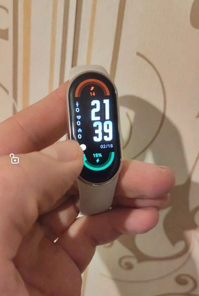 Лот: 25040396. Фото: 1. Xiaomi mi band 8. Смарт-часы, фитнес-браслеты, аксессуары
