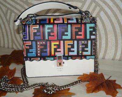 Лот: 13644177. Фото: 1. Сумка женская Fendi (9) белая. Сумки