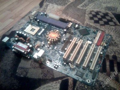 Лот: 549375. Фото: 1. Материнская плата Gigabyte GA-8PE800-RS. Материнские платы
