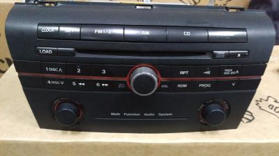 Лот: 22562772. Фото: 1. Магнитола штатная Mazda Axela. Автомагнитолы