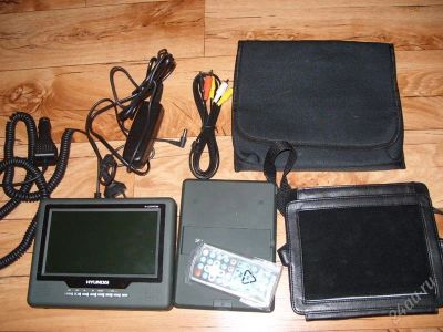 Лот: 1497254. Фото: 1. HYUNDAI H-LCDVD700 DVD Проигрыватель. DVD, Blu-Ray плееры