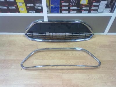 Лот: 3030483. Фото: 1. Решетка радиатора Ford Focus 2... Кузов
