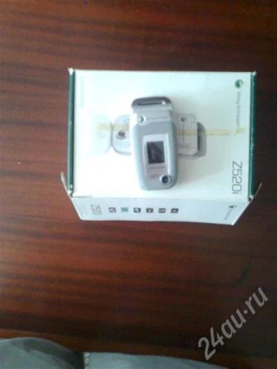 Лот: 661244. Фото: 1. SonyEricsson z520. Кнопочные мобильные телефоны