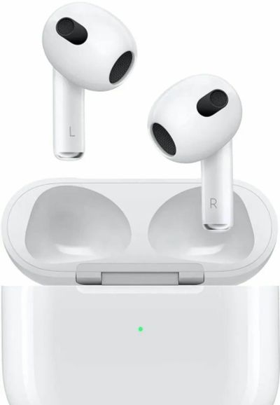 Лот: 21765535. Фото: 1. Наушники Apple AirPods 3 c чехлом... Наушники, гарнитуры