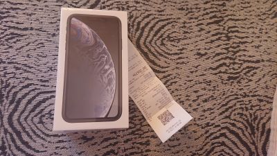 Лот: 14923343. Фото: 1. iPhone Xr 128Gb Black новый, запечатанный. Смартфоны