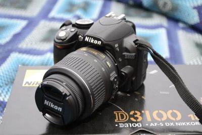 Лот: 2607489. Фото: 1. Nikon D3100 kit AF-S DX Nikkor... Цифровые зеркальные